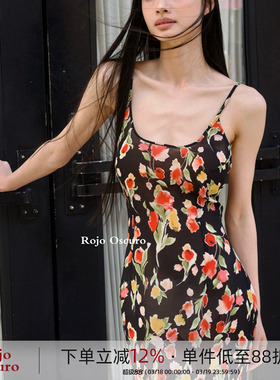 Rojo Oscuro智惠美人深露背碎花度假黑红U领透视约会连衣裙女夏