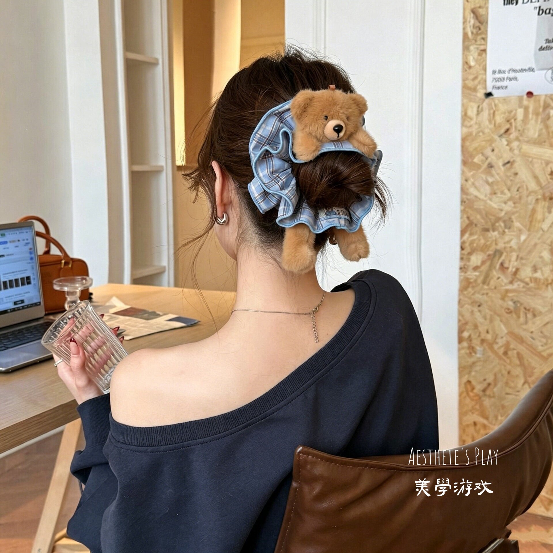 超好看毛绒小熊格纹大肠发圈