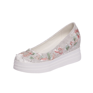 配汉服的鞋子古风仙女鞋高跟坡跟内增高厚底松糕底刺绣白色绣花鞋