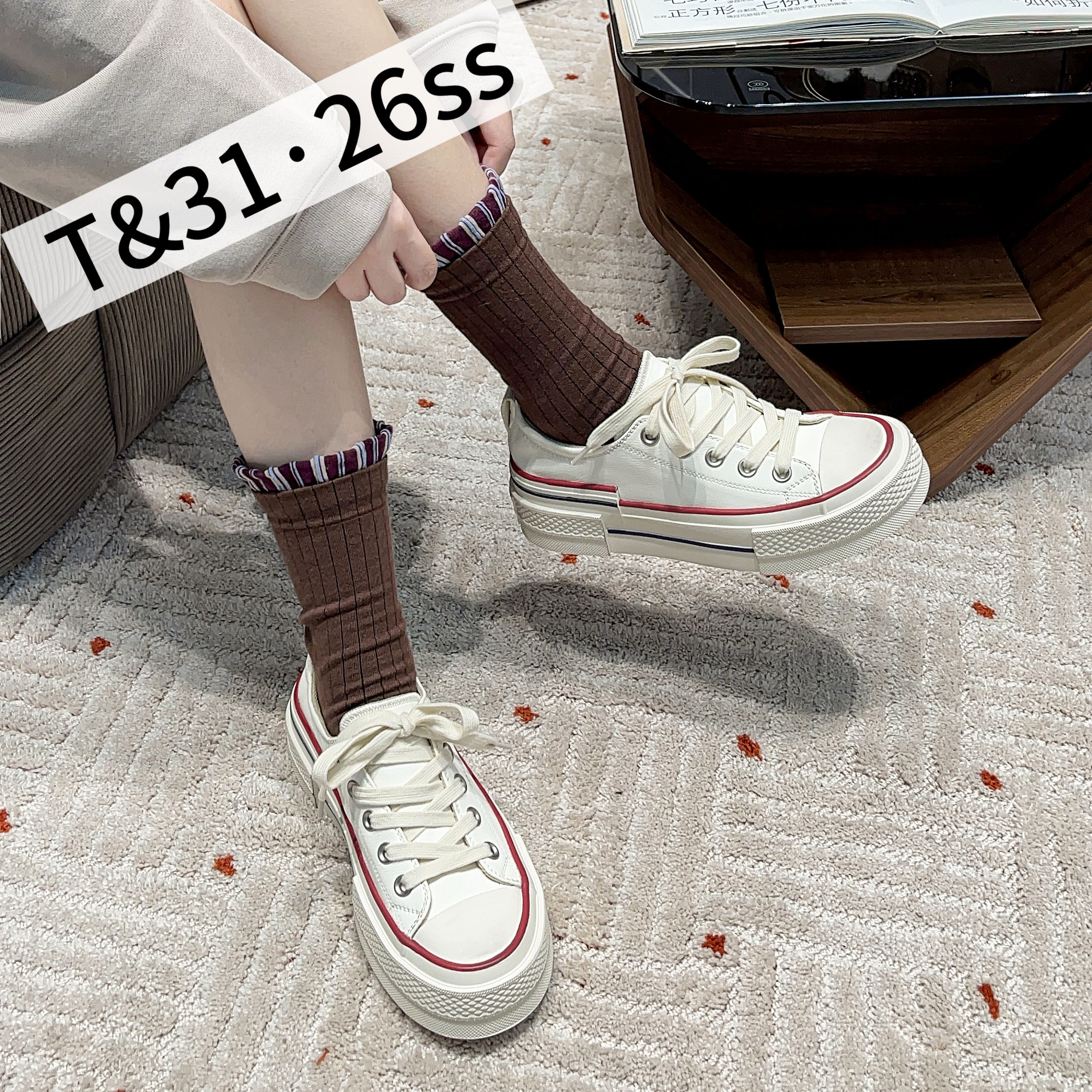 T31女鞋简约风厚底板鞋女2026秋新款系带百搭休闲防滑撞色滑板鞋图片