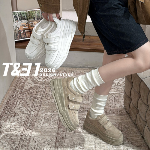 T31女鞋2026秋季新款厚底魔术贴小白鞋女增高休闲板鞋擦色运动鞋