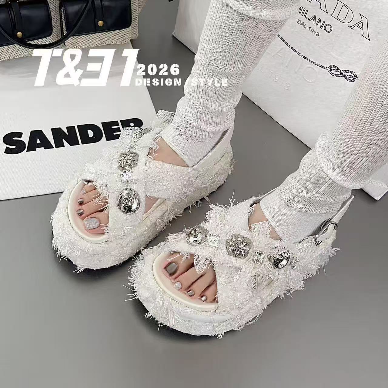 T31女鞋2026夏季流苏厚底防滑凉鞋女水钻装饰休闲增高6公分拖鞋女
