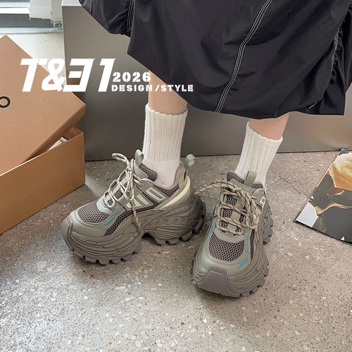 T31女鞋2026秋季双网厚底运动老爹鞋百搭休闲时尚翘臀榴莲底老爹