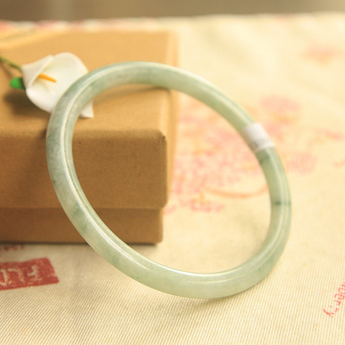 天然翡翠58 绿细条手镯 时尚细款小叮当镯a货细手镯 年轻细玉镯子