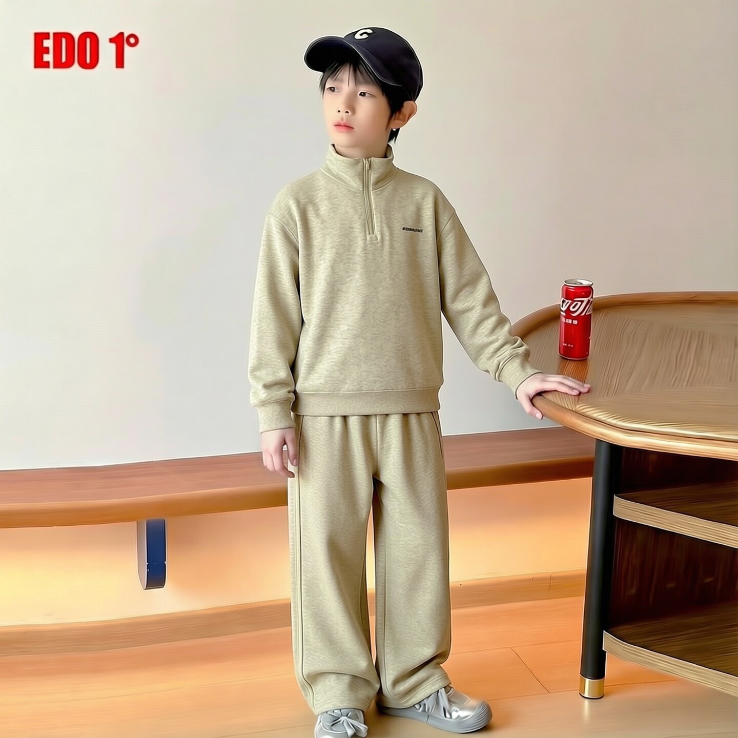 edo一度童装洋气立领卫衣两件套