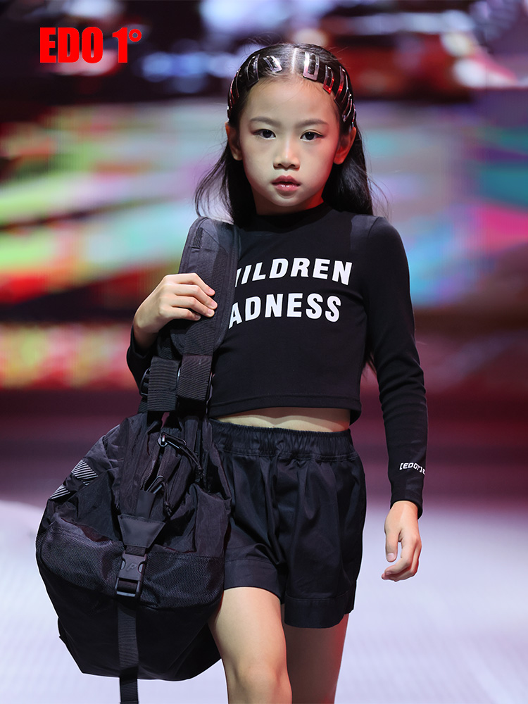 edo童装休闲修身简约T恤