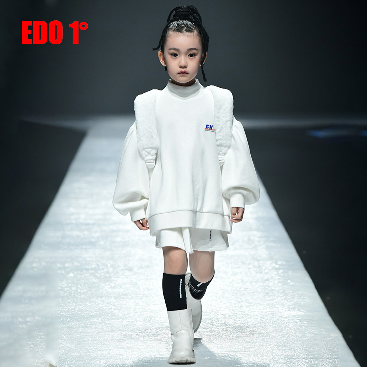edo童装秋甜美运动儿童卫衣套装