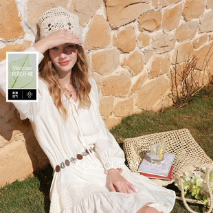 三彩2026春季新款系带V领灯笼袖宽松A字裙连衣裙小白裙短裙M