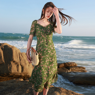 法式 三彩若潮大码 新款 2026夏季 方领连衣裙雪纺碎花中长胖MM 女装