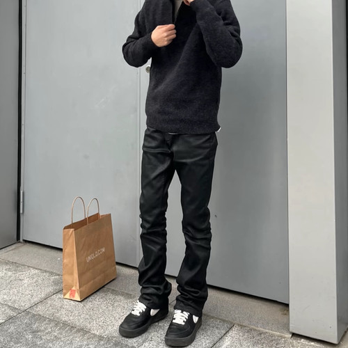 做旧直筒修身弹力微喇牛仔长裤子