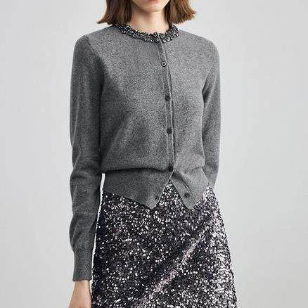 博主同款法曼萱钉珠灰色羊毛针织开衫女2024秋新设计感小香风上衣