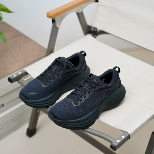 HOKA女子宽楦透气缓震低帮跑步鞋