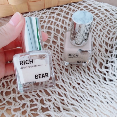吃油光！藏毛孔！属它在行~Rich Bear清透持妆粉底液服帖无暇30ml