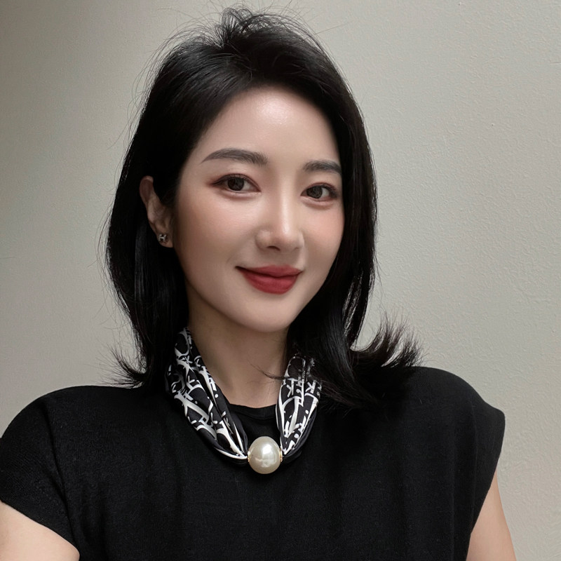 雪林鹿春夏季磁扣丝巾法式女珍珠图片