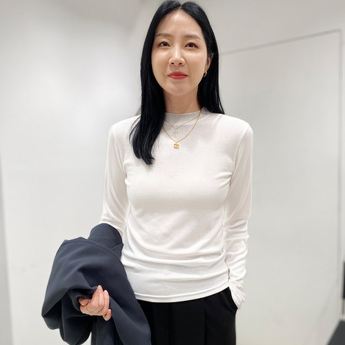 白色半高领打底衫女春秋内搭修身长袖正肩小立领上衣叠穿中领T恤