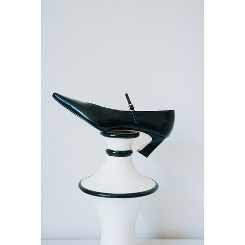 IORE理想矿石简洁锐利玛丽珍单鞋