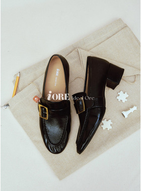 IORE理想矿石 克制中蕴含力量 摔皱油蜡牛皮金属扣粗跟中跟单鞋