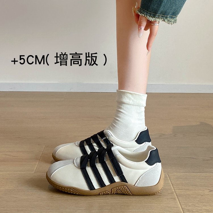 软底防滑魔术贴德训鞋女春秋一脚蹬不磨脚日常通勤平底阿甘鞋子女