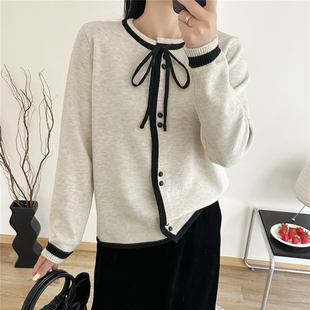 领口系带蝴蝶结毛衣女外套秋冬2025新款小香风圆领针织开衫上衣女