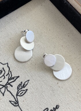 泰国小众文艺复古三层圆片拉丝耳环S925银针几何圆形叠片简约耳钉