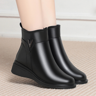 真皮棉鞋女冬季妈妈加绒短靴中年坡跟加厚羊毛皮鞋防滑中老年女鞋