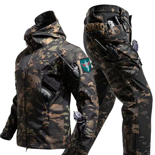 冲锋衣套装男登山服防水防风透气