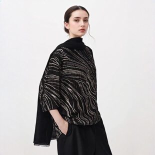 简约轻奢条纹时髦百搭设计感落肩圆领上衣 2026春新款 奢定SHX