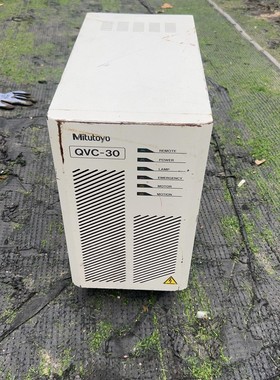 三丰影像测量仪控制器，QVC-30，成色如图，功能正常，20