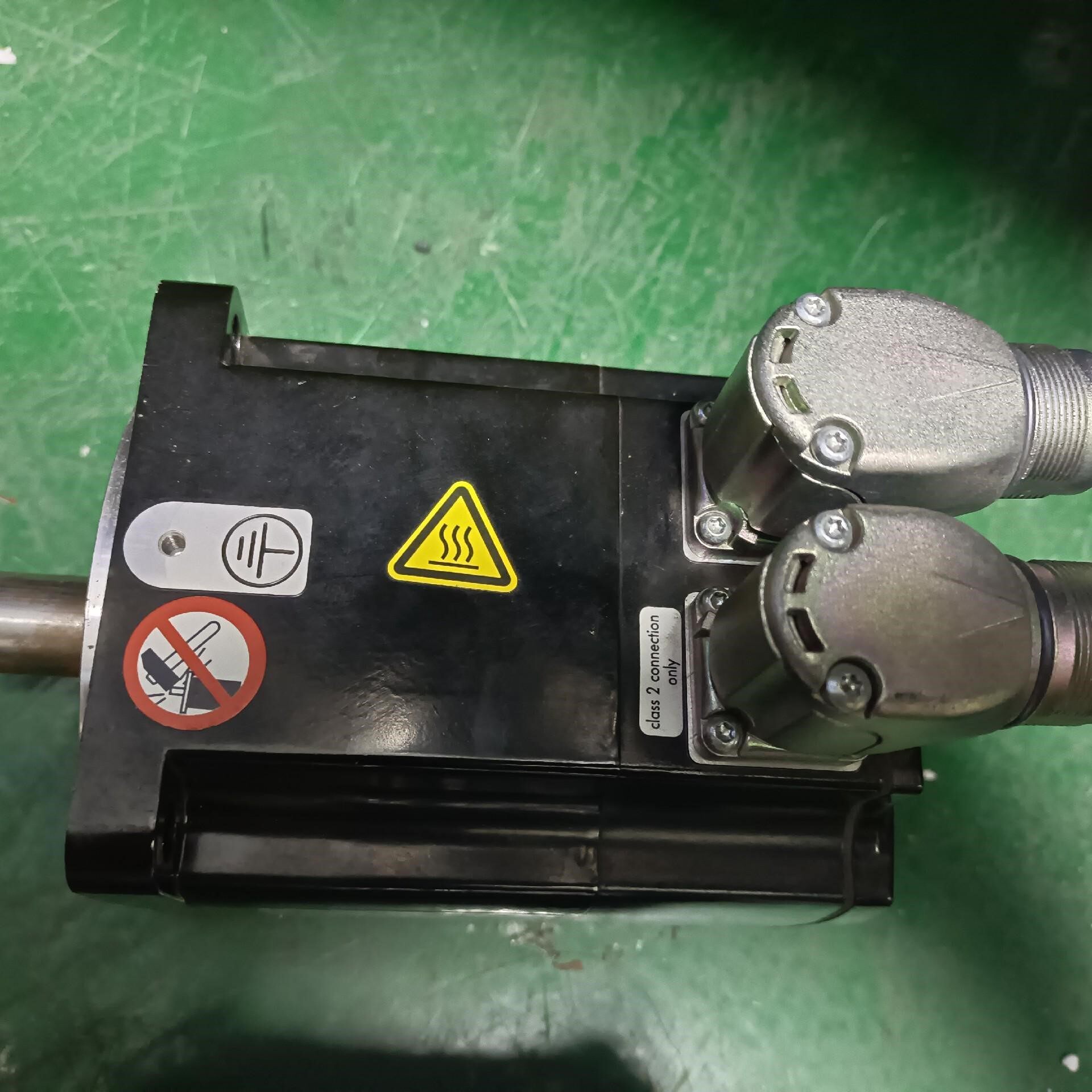 施耐德电机BMH 1001T11A2A  现货议价出售