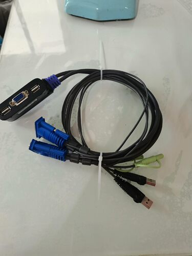 宏正CS62US切换器 实物图片，需要联系吧