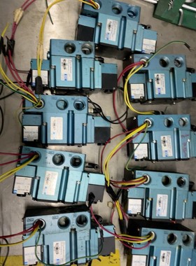 MAC电磁阀6331D-351-PM-591DA，拆机下来的