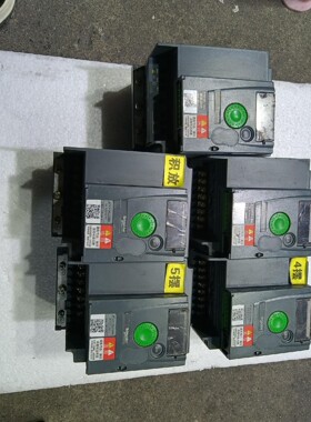拆机施耐德变频器ATV310HU15N4A 1.5KW