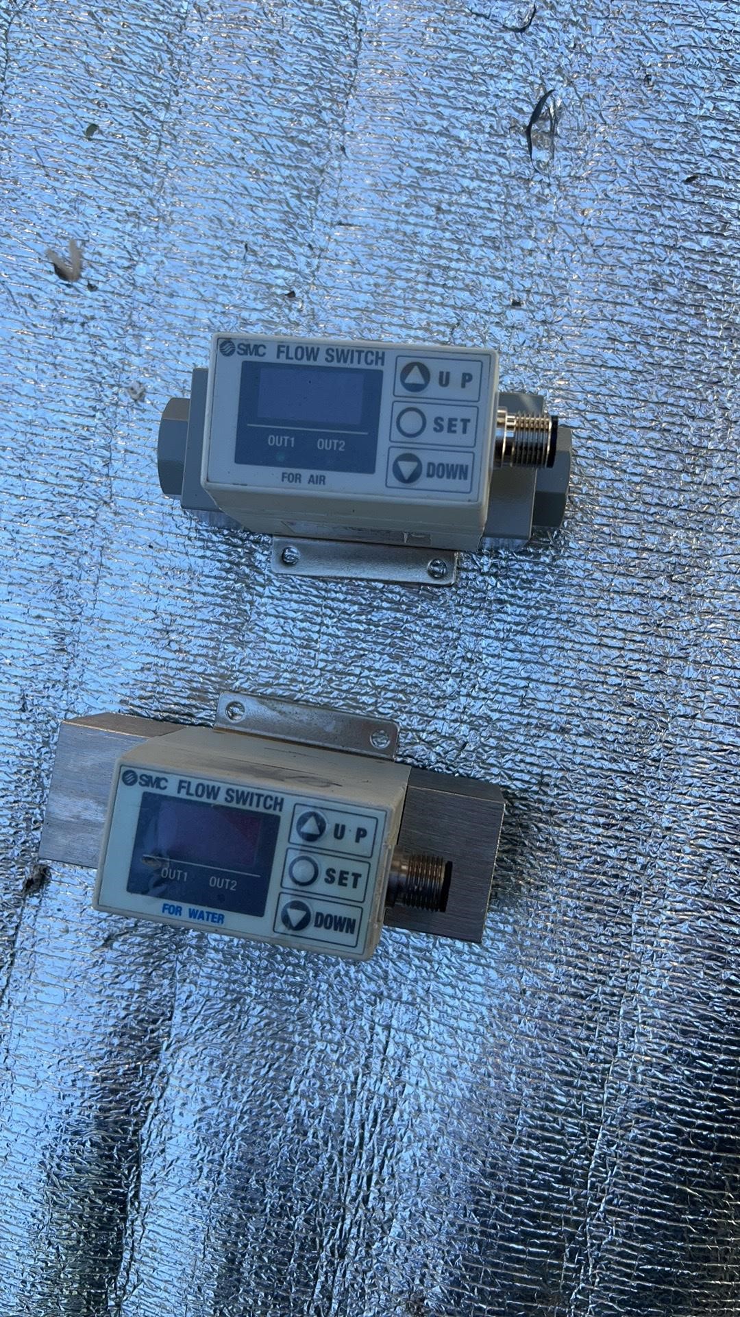 SMC流量计pfa710-01-27，PF2W720-F04