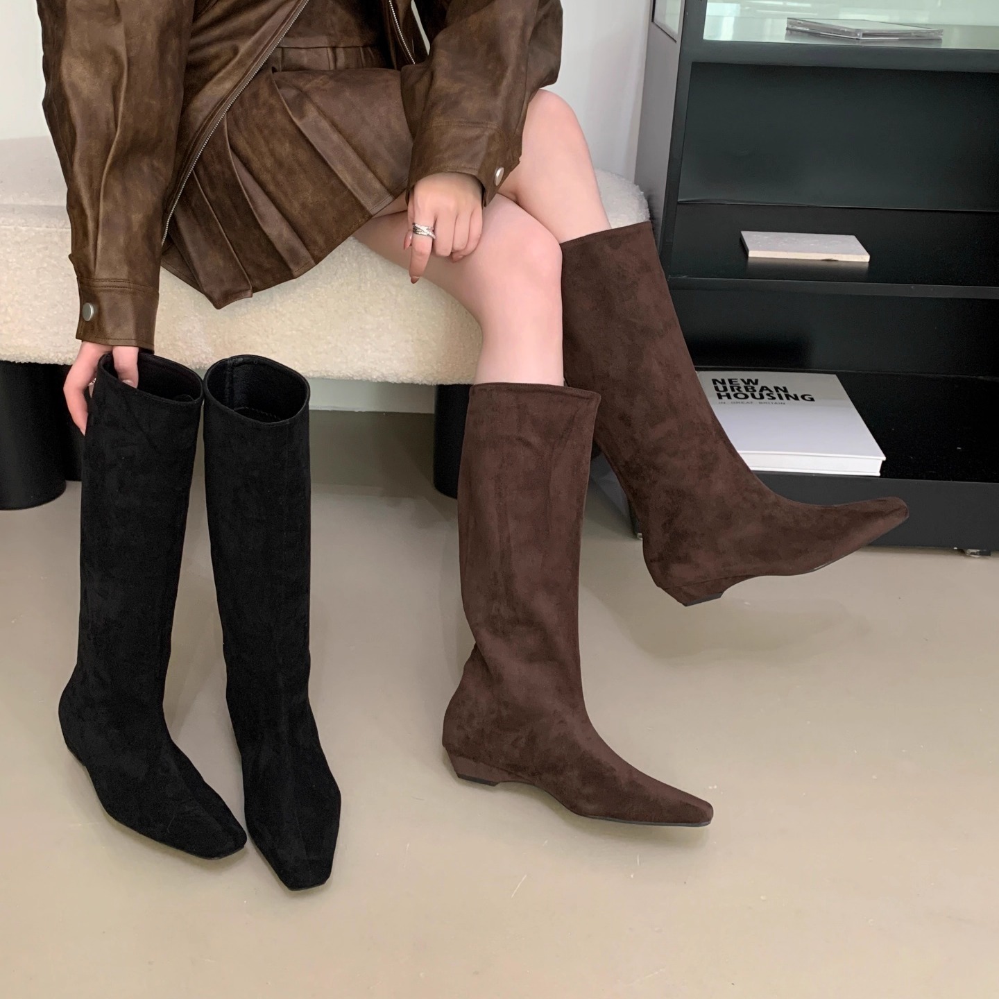 尖头套筒不过膝低跟矮跟绒面长靴