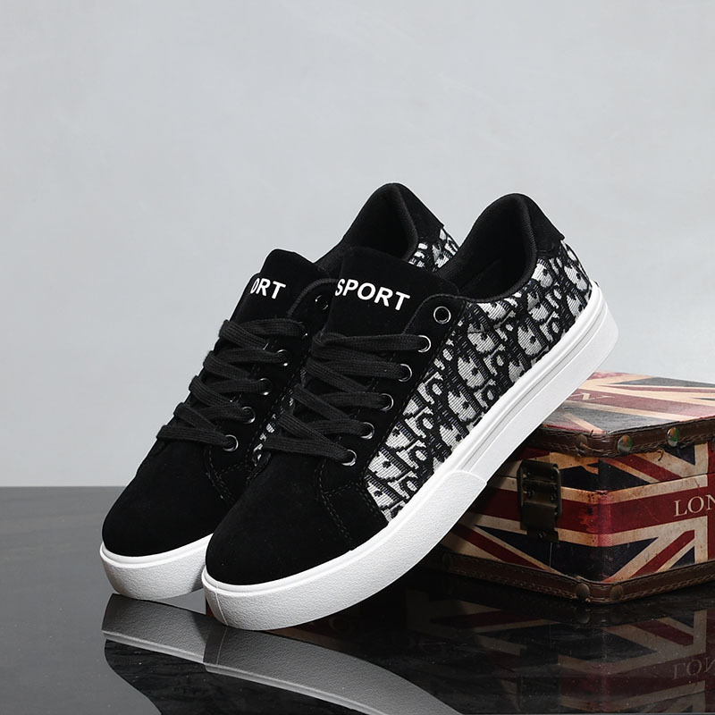 休闲运动透气德训板鞋男鞋春季季新款男士黑色休闲潮鞋耐磨防臭运