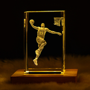 发光科比NBA詹姆斯手办小夜灯摆件创意礼物送男朋友兄弟生日礼物l