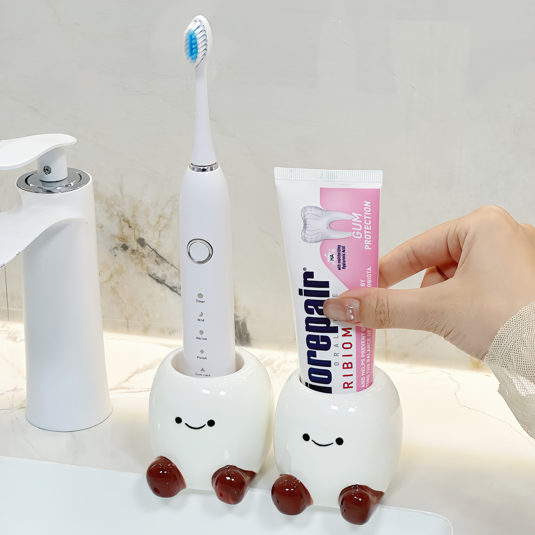 卡通萝卜丁陶瓷牙刷架家用卫生间电动牙刷牙膏收纳架子牙具置物架