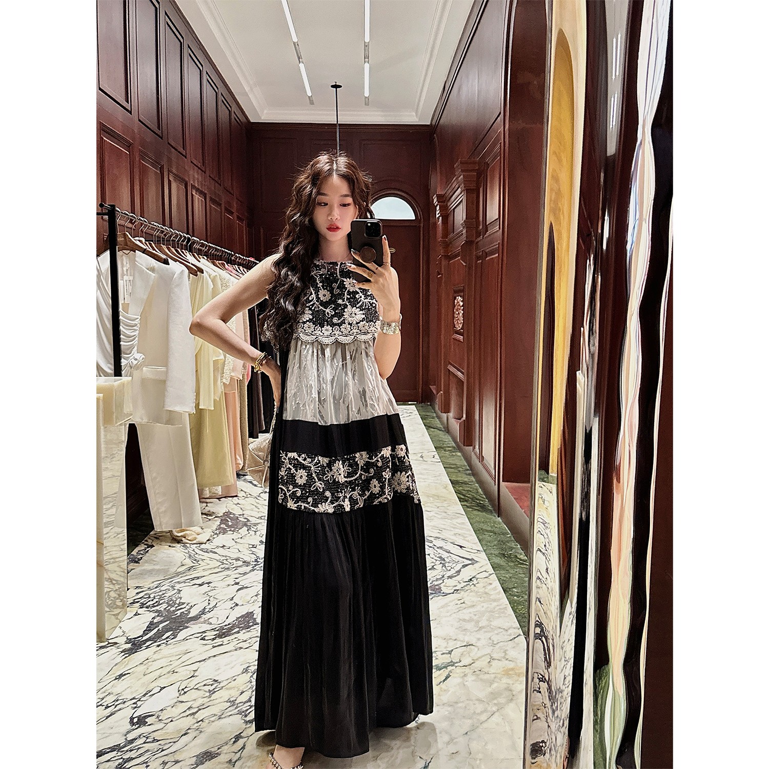 【呼呼严选专享】国风烧花撞色连衣裙子2025新款今年流行新中式潮