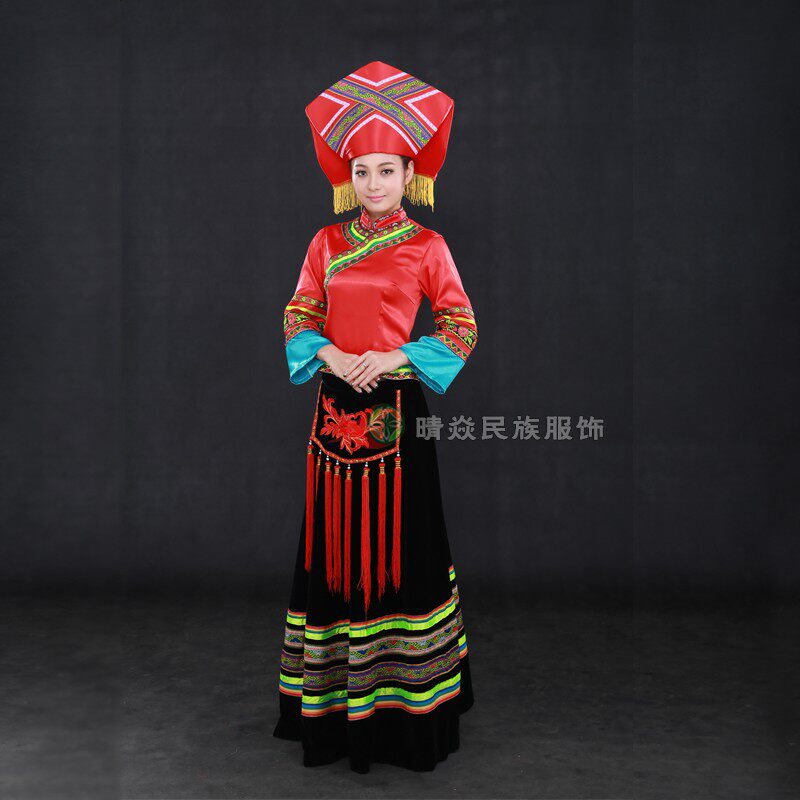 晴焱壮族长裙礼仪走秀工作服图片