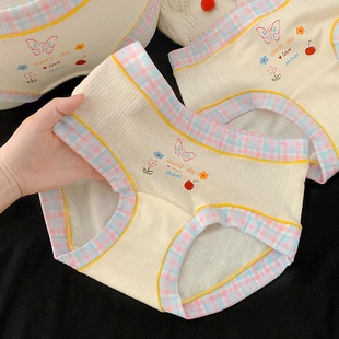 女士三角裤 梦幻乐园 女不卡裆舒适2026新款 中腰内裤 女生可爱女款