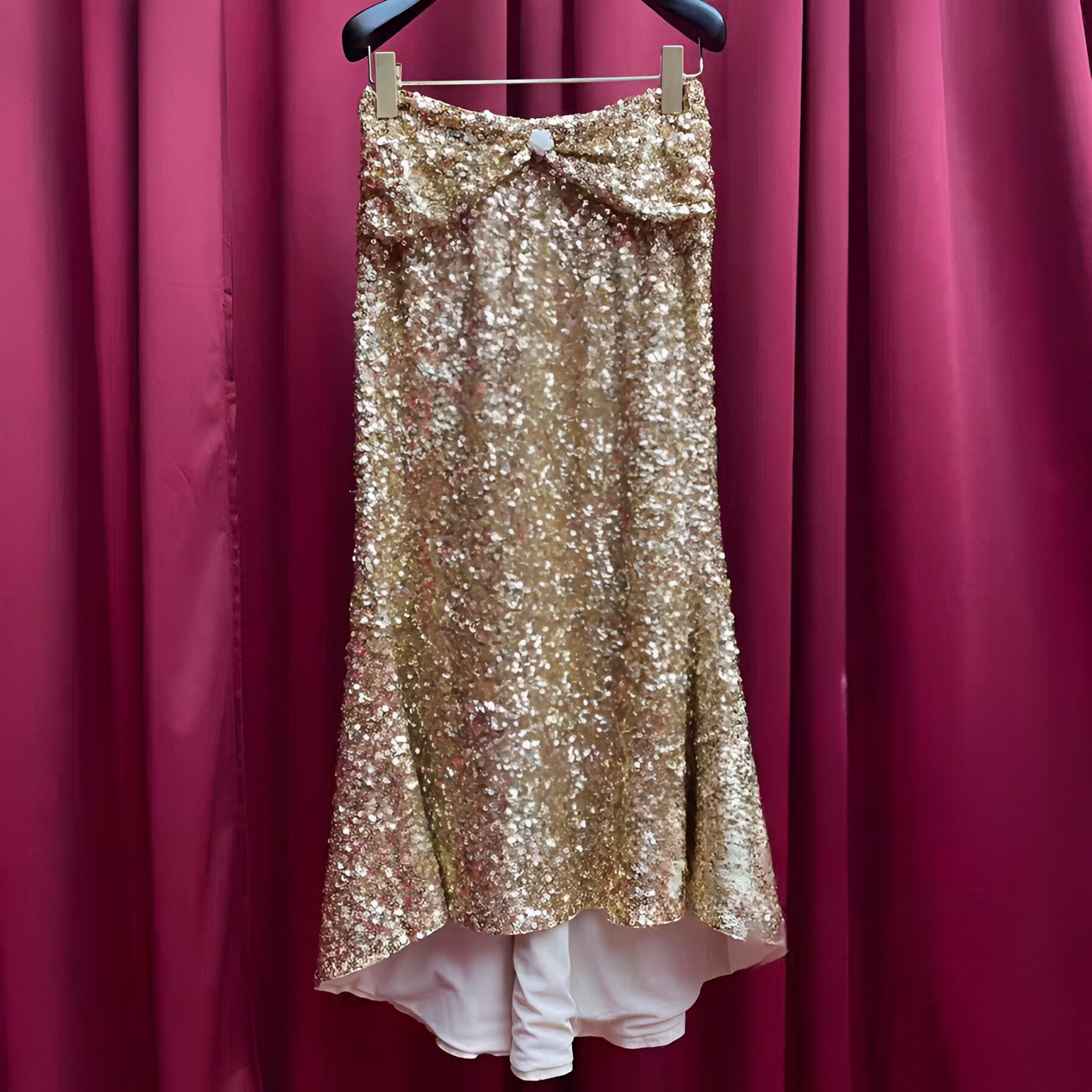 正品23夏金色珠片鱼尾半裙LF23X11S16Y051-230,女装/女士精品,半身裙,淘宝优惠券,粉丝福利购,淘宝优惠卷