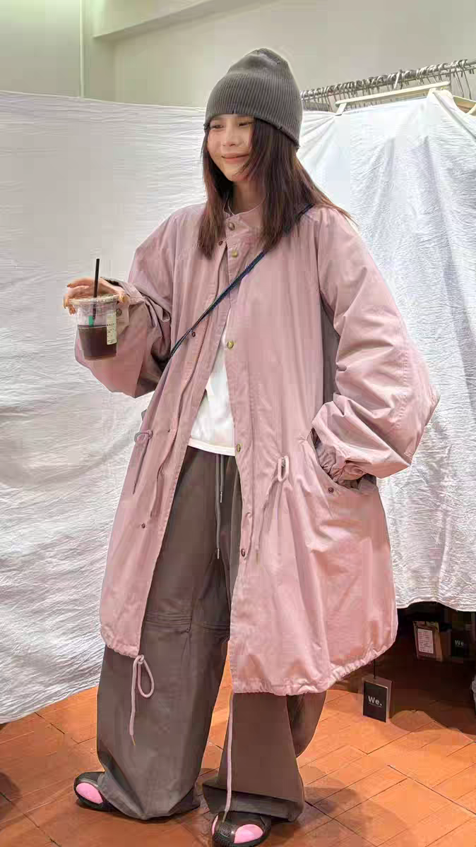 We98070韩国秋冬时尚立领抽绳腰宽松休闲大版工装夹棉外套女棉衣