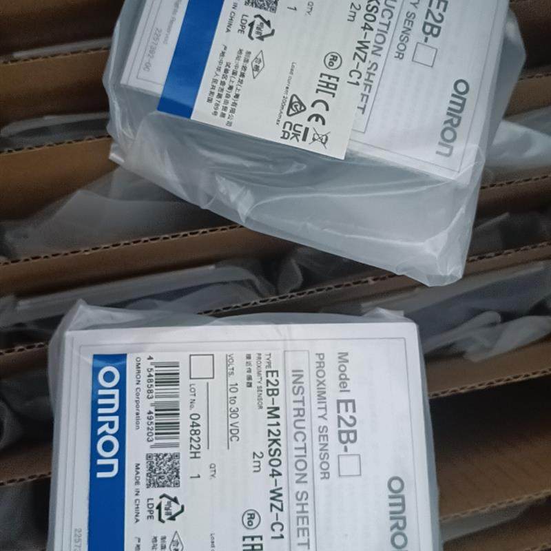 原装全新   接近开关E2B-M12KS04-WZ