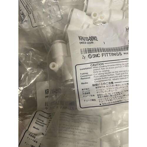 全新SMC三通，KRU10-W2