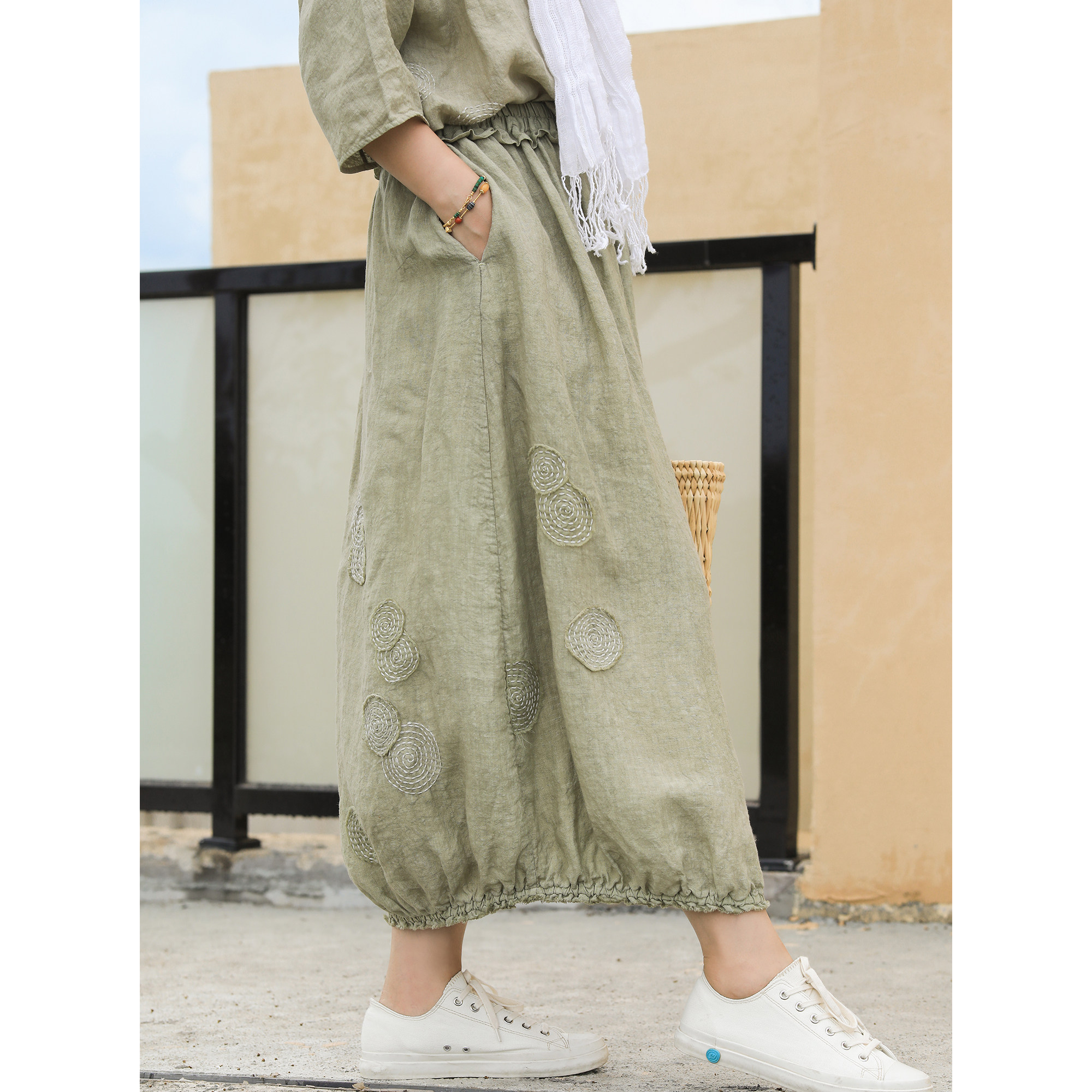 麻霖文艺女装2022夏新品亚麻重磅手工贴布绣成衣染色牛筋腰花苞裙在类目 女装/女士精品, 半身裙中 - 来自Buy2taobao.com提供专业的淘宝代购服务