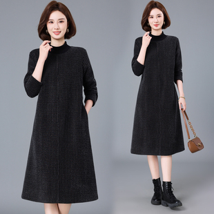冬季连衣裙女2025新款冬天配大衣的裙子中老年女士加厚保暖妈妈裙