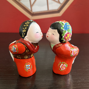 对吻婚庆结婚求子中国风泥塑桌面工艺品摆件 泥人张手工艺品摆件
