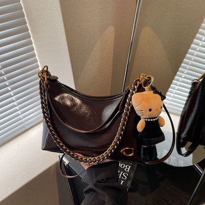 棕色皮质Hobo包链条单肩长带金色C标HelloKitt挂件日常通勤托特包