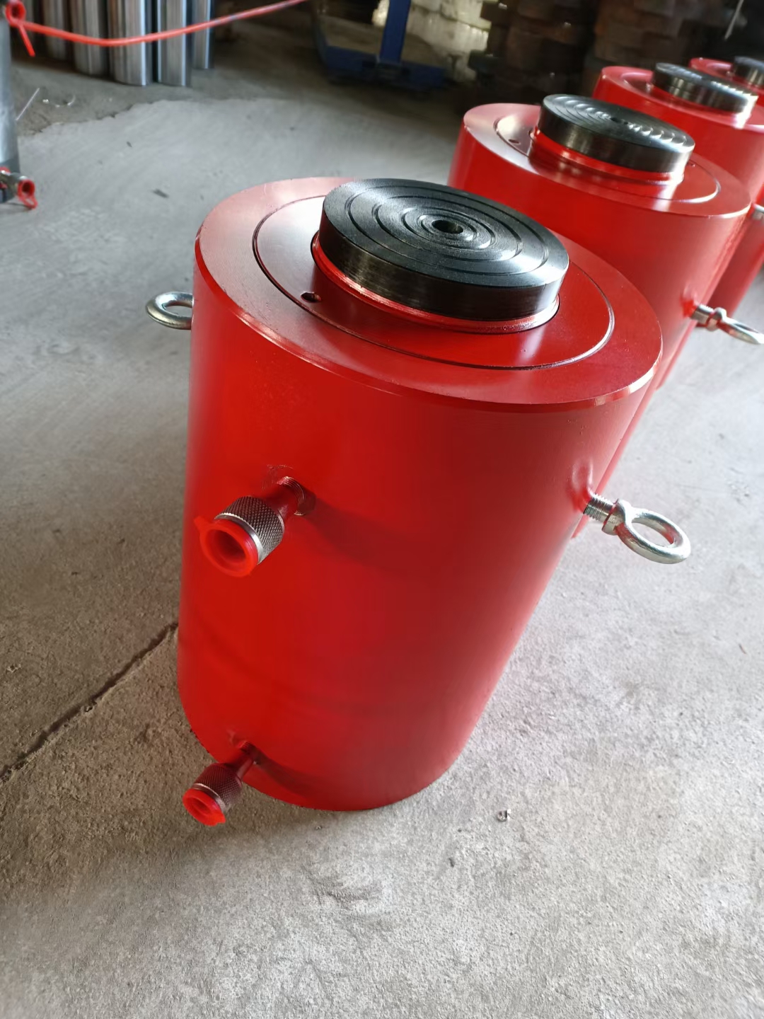 200吨分离式电动液压千斤顶