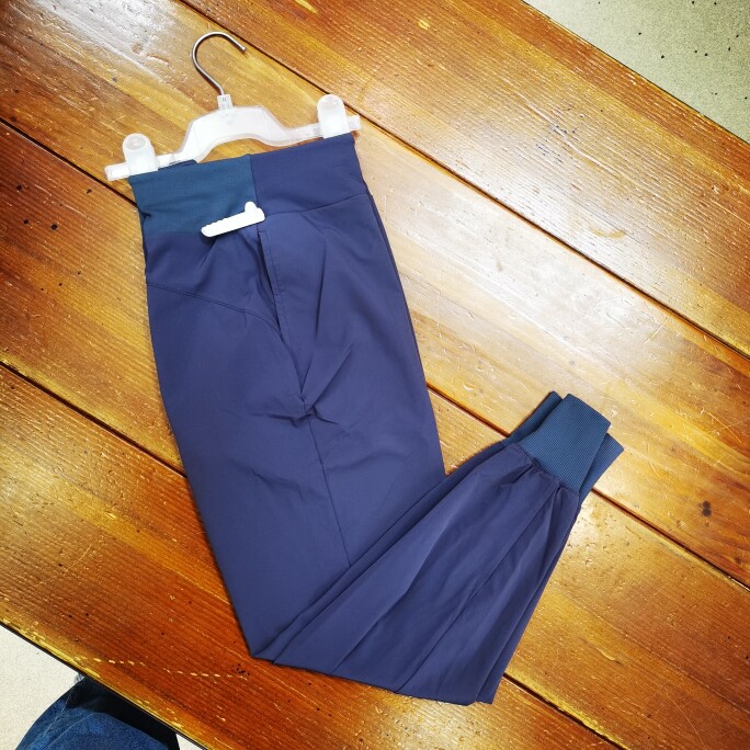 Nike/耐克 女子夏季新款收口速干训练跑步舒适长裤 CU4611-058